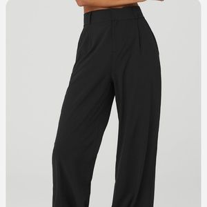 Sold out on Alo website - High Waist Dreamscape Trouser
